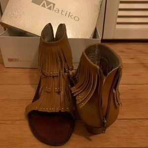 Matiko leather fringe sandals